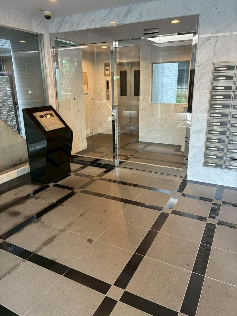 Ｆｅｒｉｅ大森町（１００パーもしくはギフト券）のエントランス