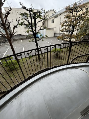 ラヴィール若王寺（旧マンション和光）のバルコニー