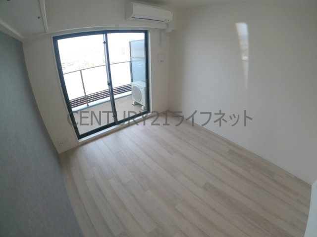 【洋室】 | コンフォリアリヴ江坂江の木町Q