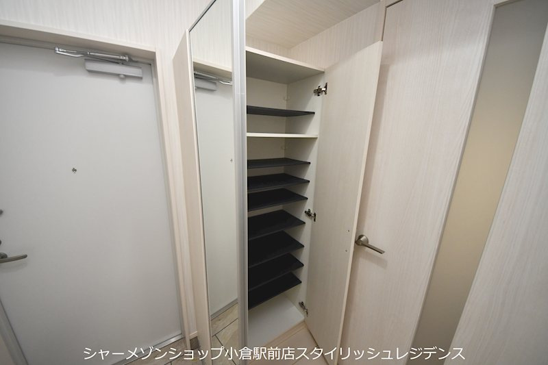 アルバース三萩野の収納