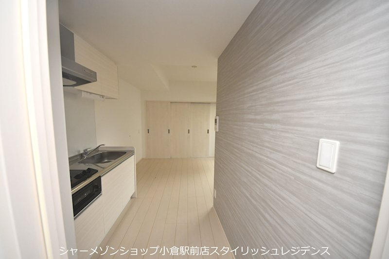 アルバース三萩野の居間・リビング