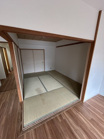 エスポワール（淀川）の和室|明るい和室です