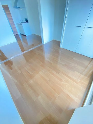 尼崎市西立花町２丁目の賃貸マンションの居間・リビング|ゆったり過ごせる居間です