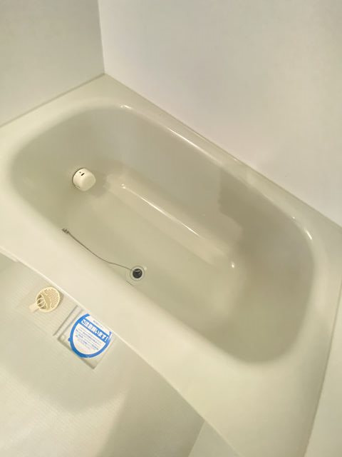 尼崎市西立花町２丁目の賃貸マンションの浴室|ゆったり過ごせるお風呂です