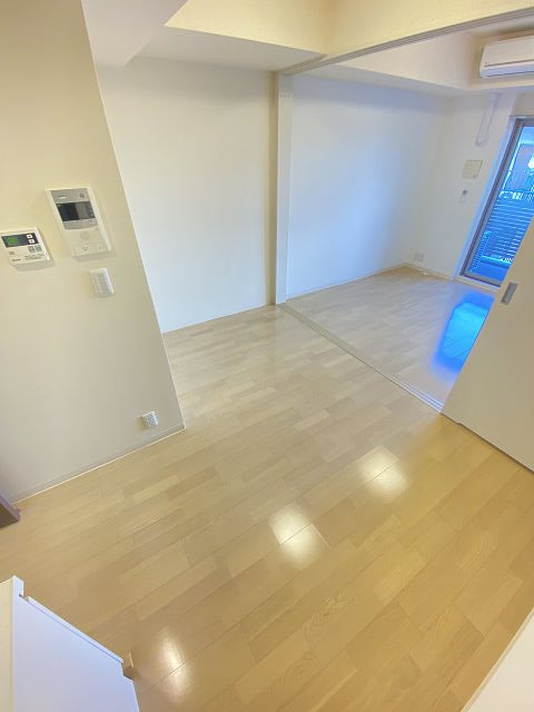 尼崎市西立花町２丁目の賃貸マンションの居間・リビング|使いやすいリビングです