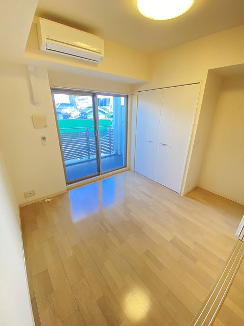 尼崎市西立花町２丁目の賃貸マンションの寝室|使い勝手のいい寝室です
