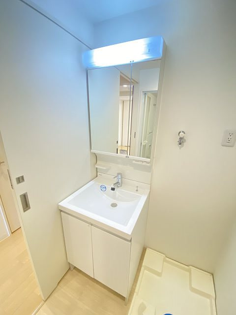 尼崎市西立花町２丁目の賃貸マンションの洗面所|使いやすい洗面所です