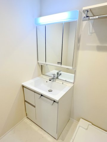 ＡＩ．Ｇｒａｎｄｉｒ　高円寺南の独立洗面台|★嬉しい独立洗面★