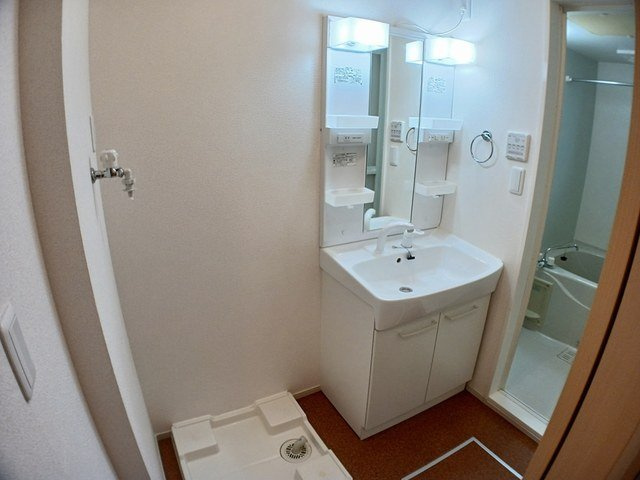 ブリーズの洗面所|忙しい朝には欠かせない洗面所です