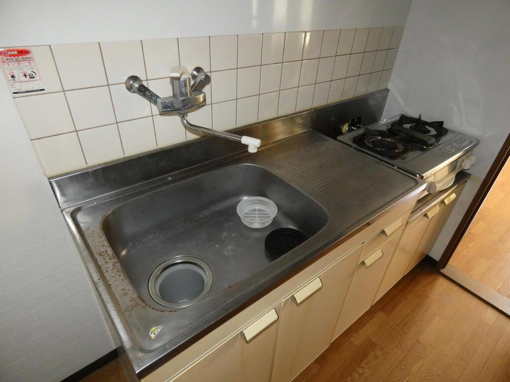 新潟市中央区関屋の賃貸マンションのキッチン