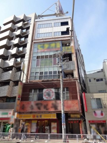 横浜市中区花咲町２丁目の店舗一部