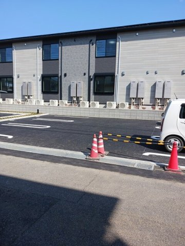 ロジュマン湖北台の駐車場|カースペースがあります