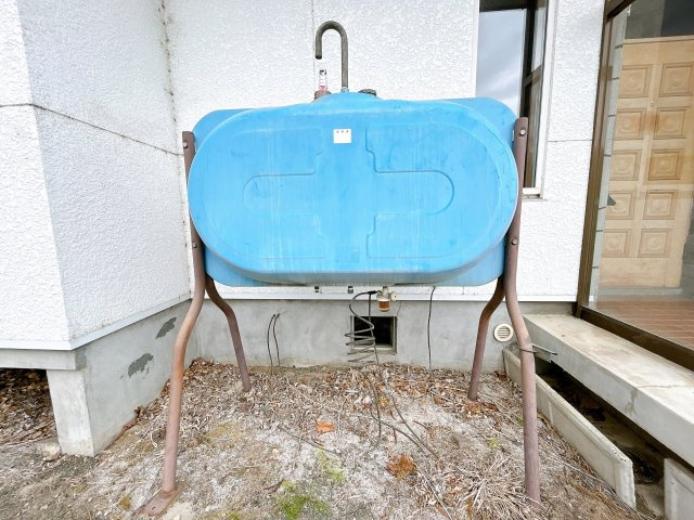 北見市端野町二区４５５番地３　中古売家の設備|【リフォーム中】灯油タンクは塗装いたします。