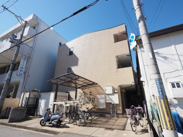 アンプルールフェール寿の外観