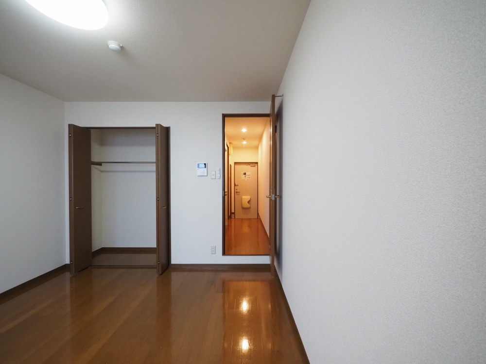 アンプルールフェール寿の洋室