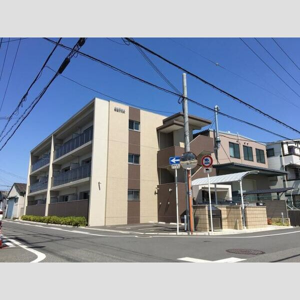 シャンテ高井田の外観