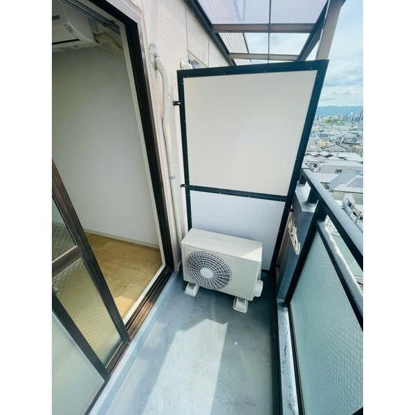 サンパレス布施のバルコニー