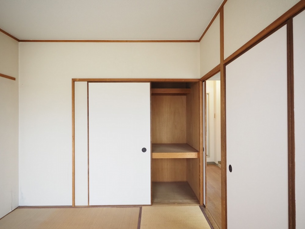 ハイツタカハシの収納