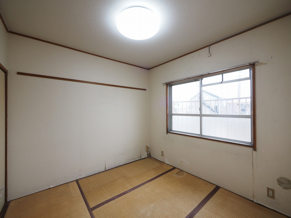 ハイツタカハシの和室