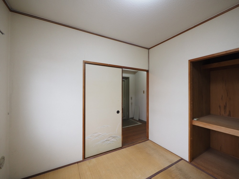 ハイツタカハシの和室