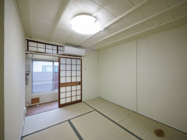 長栄寺第5コープの和室