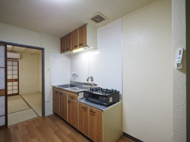 長栄寺第5コープのキッチン