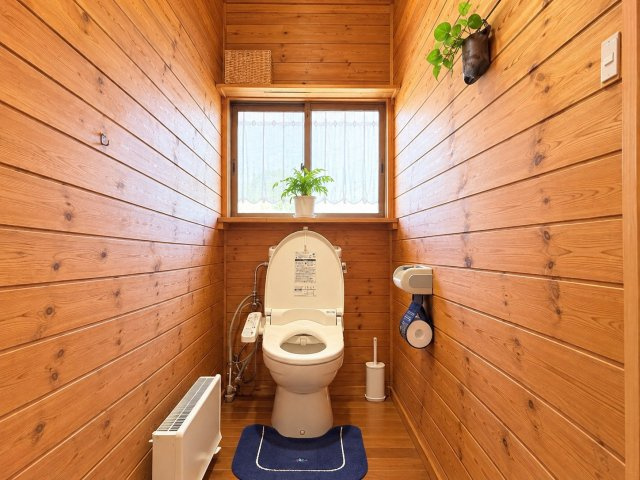 【中古戸建】鹿嶋市大字荒井のトイレ