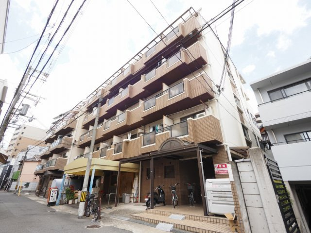 サンスリーハイツ布施の外観