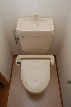 ロンモンターニュ小阪のトイレ