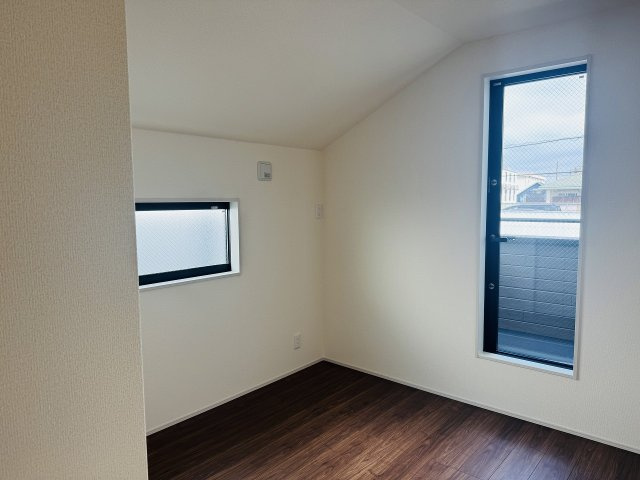 八王子市　並木町　新築一戸建ての子供部屋|～2階5.0帖の洋室です～