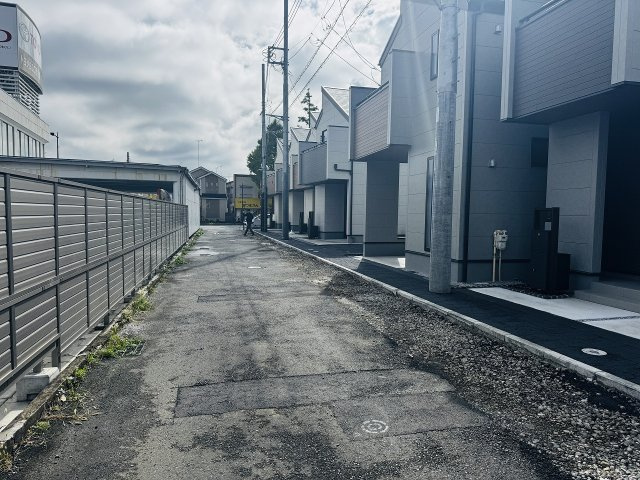 八王子市　並木町　新築一戸建ての前面道路含む現地写真|～北東側4ｍに面しています～