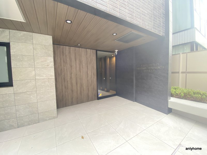 ライフフィールドなにわ本町RUELLE　仲介手数料無料のエントランス