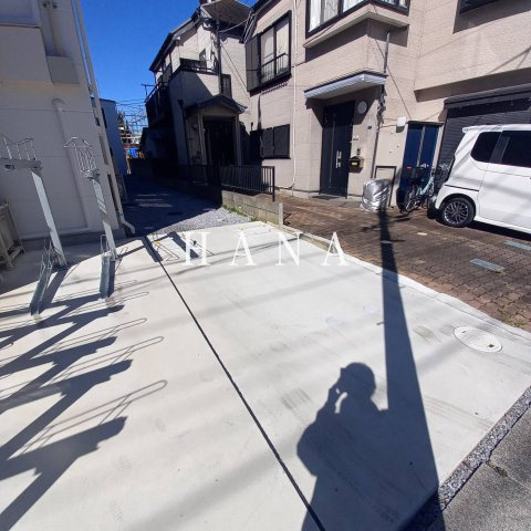 Prendre ASOの駐車場