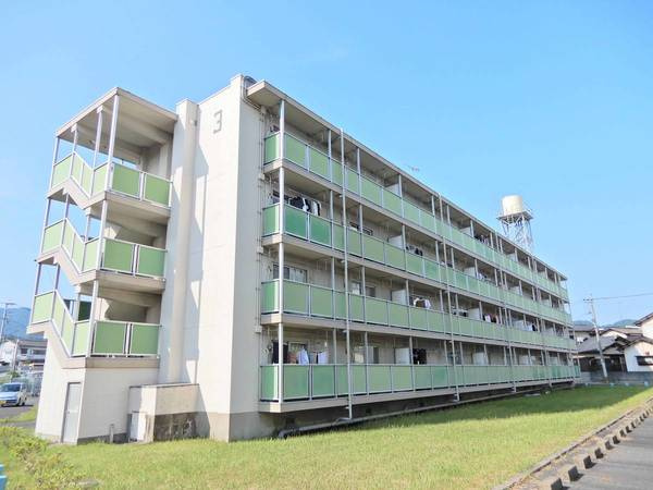 ビレッジハウス沼小柳5号棟の外観