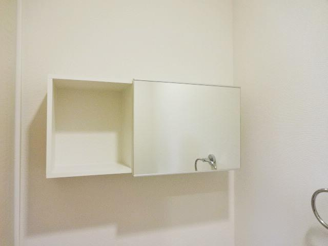 プレジール栄の収納|トイレ収納棚