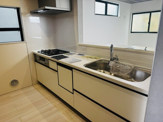 八王子市　並木町　新築一戸建てのキッチン|～使い勝手の良いシステムキッチン～