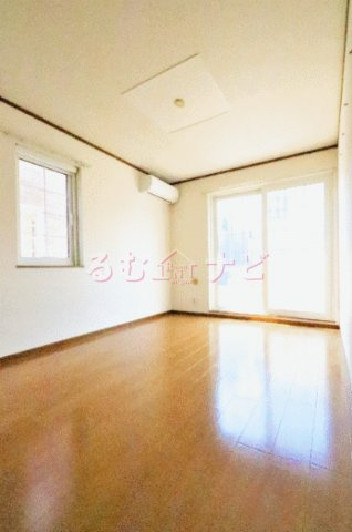 セラビ館Bの玄関