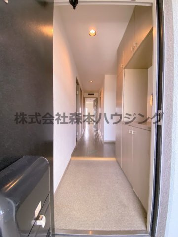 【内装】 | 　PHOENIX CORT交野Ⅱ | 内装は落ち着いています