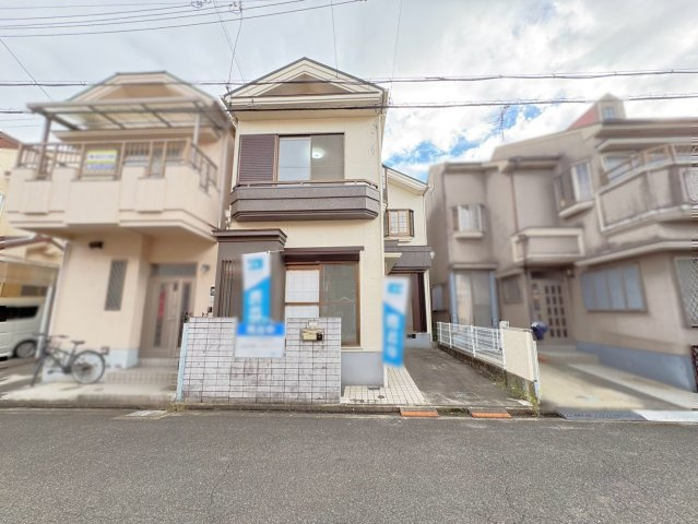◆２０２５年１２月リフォーム済み美宅◆収納豊富な４ＬＤＫ＆納戸◆前道６ｍ◆八幡市八幡吉原