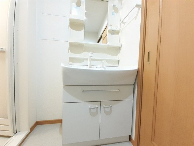 ボヤージュの洗面所|ゆったりとスペースのある洗面所