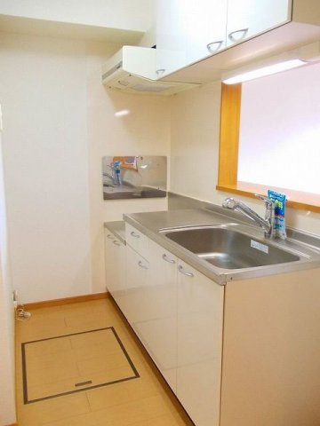 シーダー天王Ｂのキッチン|きれいなキッチンです