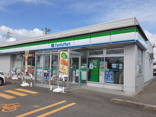 ベル・ウィロー　Ｂの周辺|ファミリーマート八郎潟上沖谷地まで429m