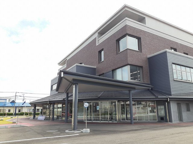 ベル・ウィロー　Ｂの周辺|八郎潟町役場まで1572m