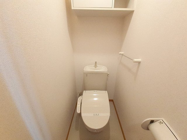 ベル・ウィロー　Ｂのトイレ|ゆったりとした空間のトイレです