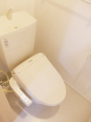 グランディオスⅡのトイレ|ゆったりとした空間のトイレです