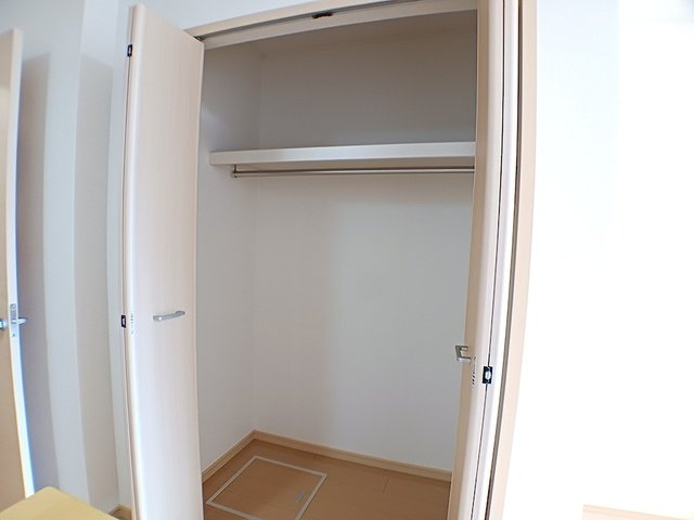 プロムナ－ドＫの収納|便利な収納スペースです