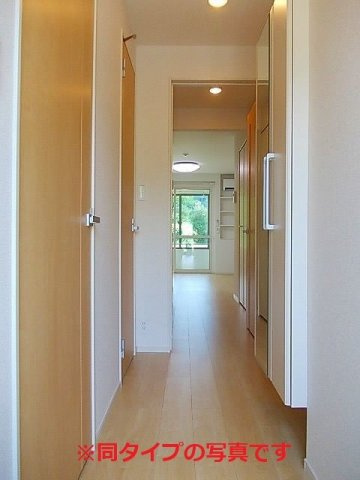 グランド　ルーチェ　寺内の玄関|落ち着いた玄関です
