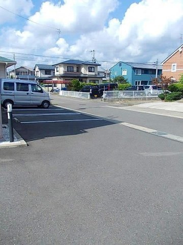 グラミスの駐車場|カースペースがあります