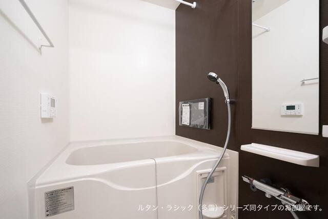 レガリア医学部前の浴室|きれいなお風呂です