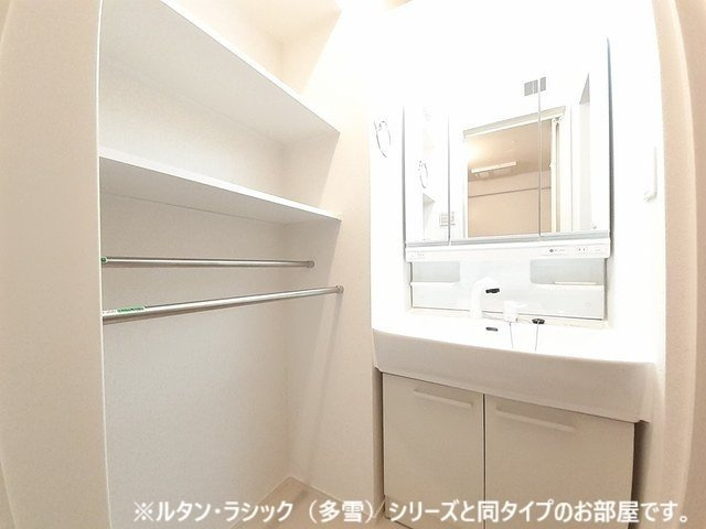 レガリア医学部前の洗面所|使いやすい洗面所です